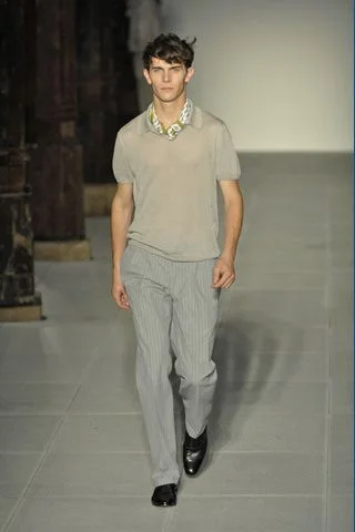 Look 4